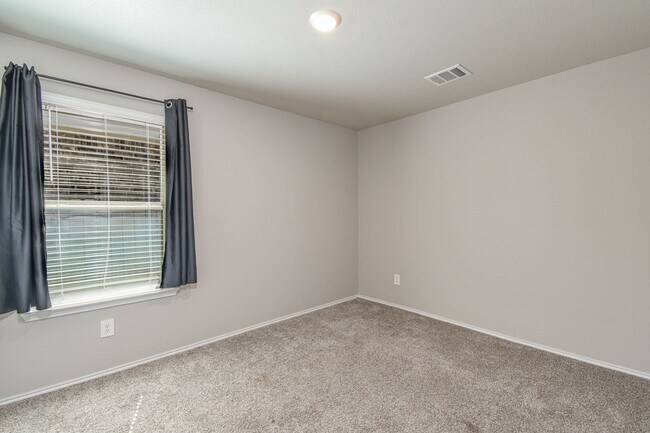 Building Photo - 21540 Rustic Elm Dr