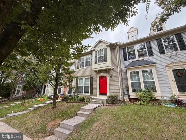 Building Photo - 9837 Sherwood Farm Rd