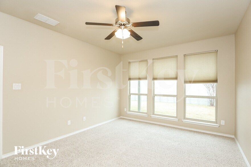 Building Photo - 517 Gannet Trl