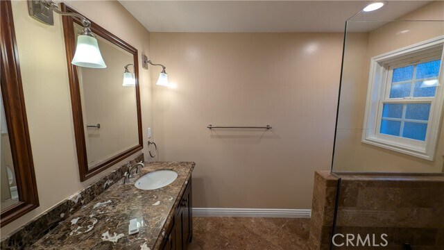 Building Photo - 17046 Buttonwood St
