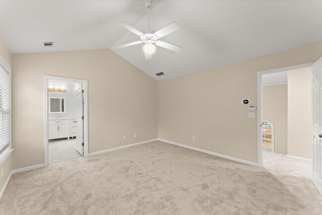 Building Photo - 2309 Wickingham Dr NE