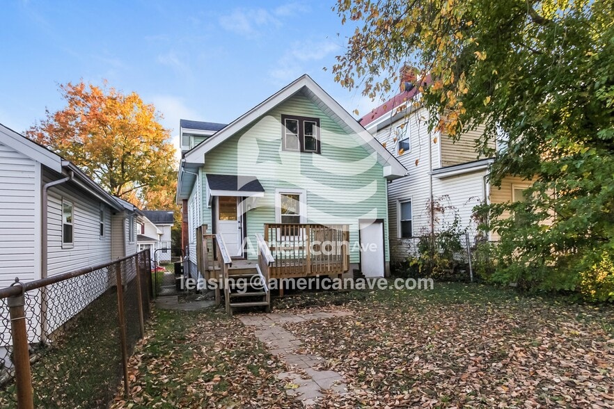 Building Photo - 1836 Goodman Ave