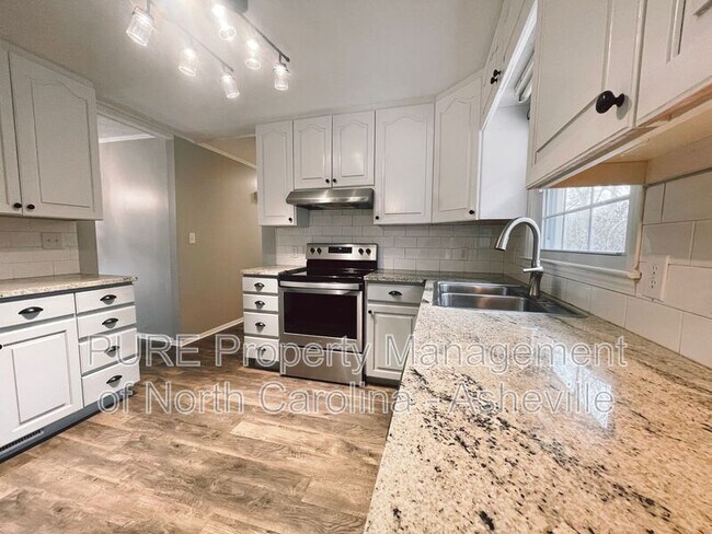 Building Photo - 68 Wake Robin Way