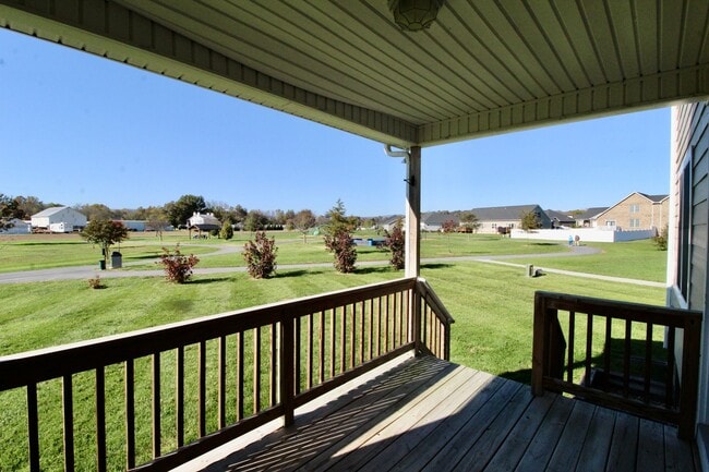 Building Photo - 120 Hollen Mill Ct