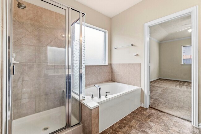 Building Photo - 8203 Loetsch Ridge Way
