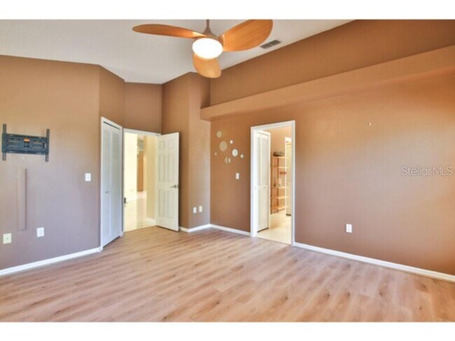 Building Photo - 4700 Tivoli Ave