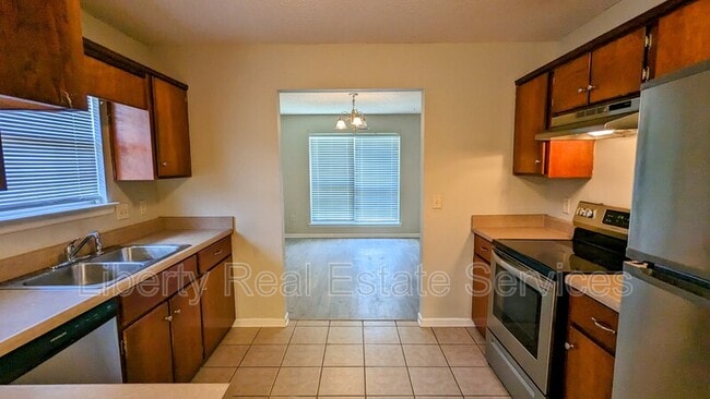 Building Photo - 180 Wayfair Ln