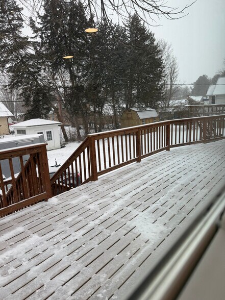 Building Photo - 301 Leif Erikson Dr