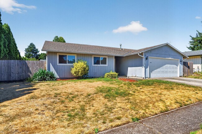 Building Photo - 3 Bedroom Ranch