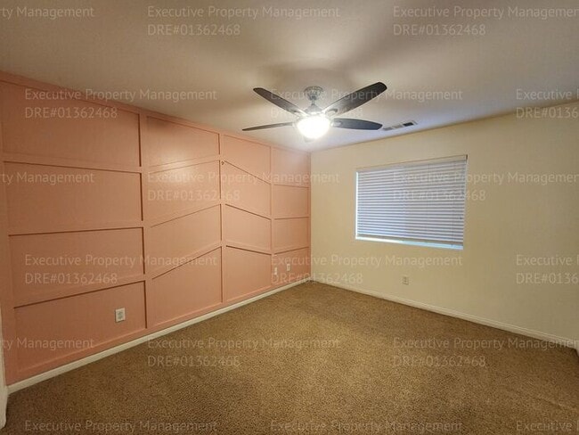 Building Photo - Spacious 4 bedroom 2 bathroom home located in the Ashton Falls community