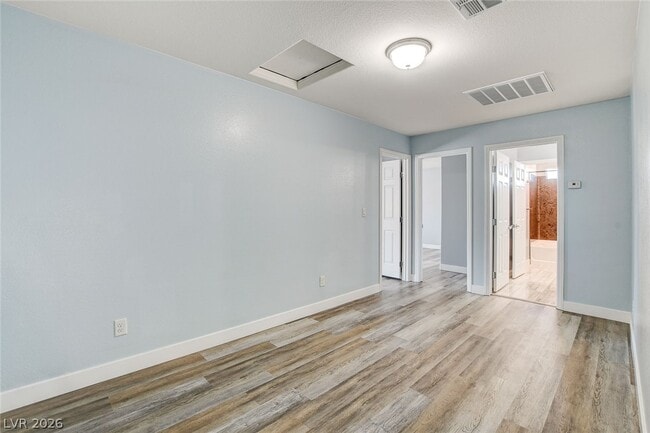 Building Photo - 9975 Mills Reef Ct