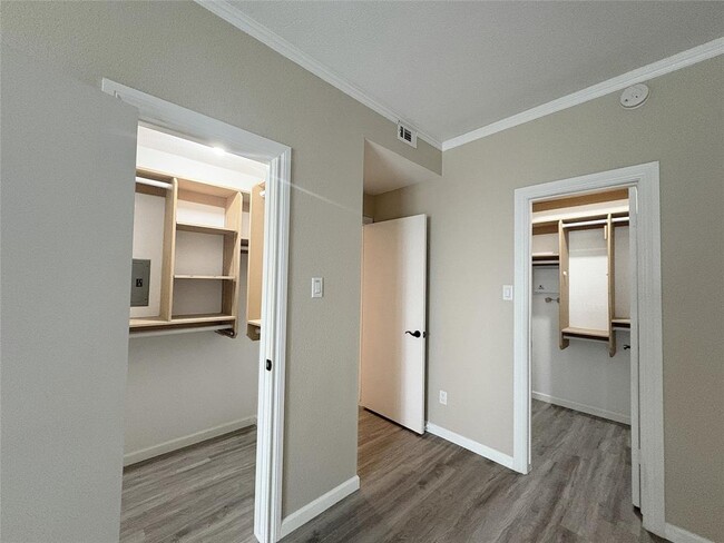 Building Photo - 1201 Bering Dr
