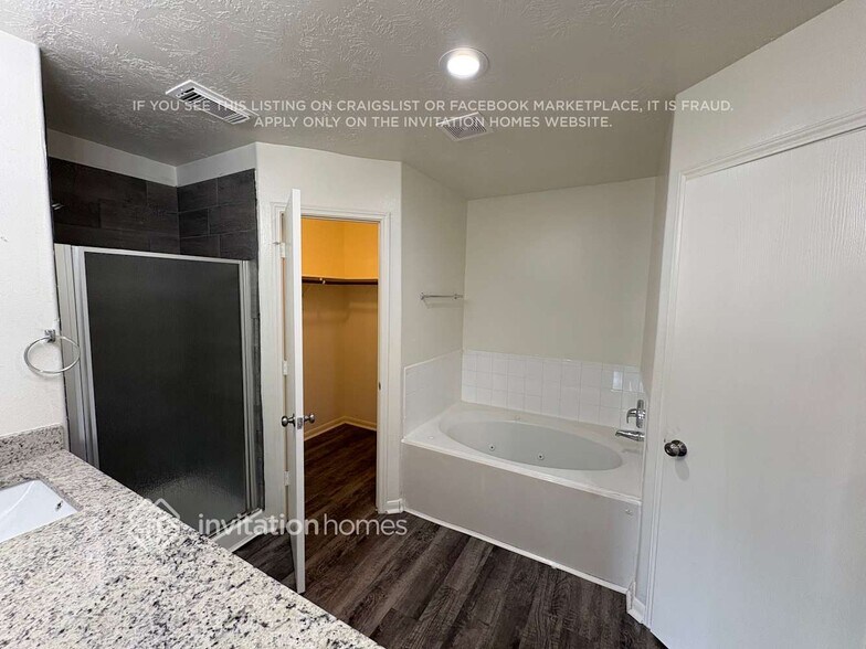 Building Photo - 21511 Fossil Trails Dr