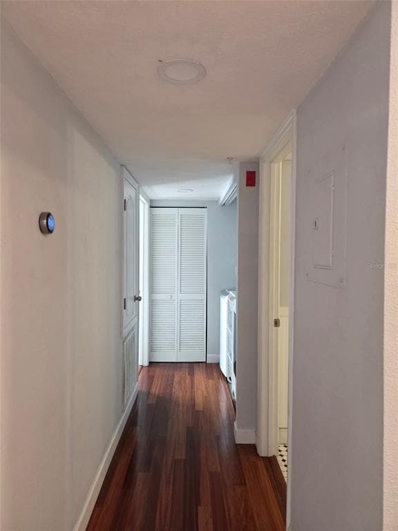 Building Photo - 2035 Dixie Belle Dr