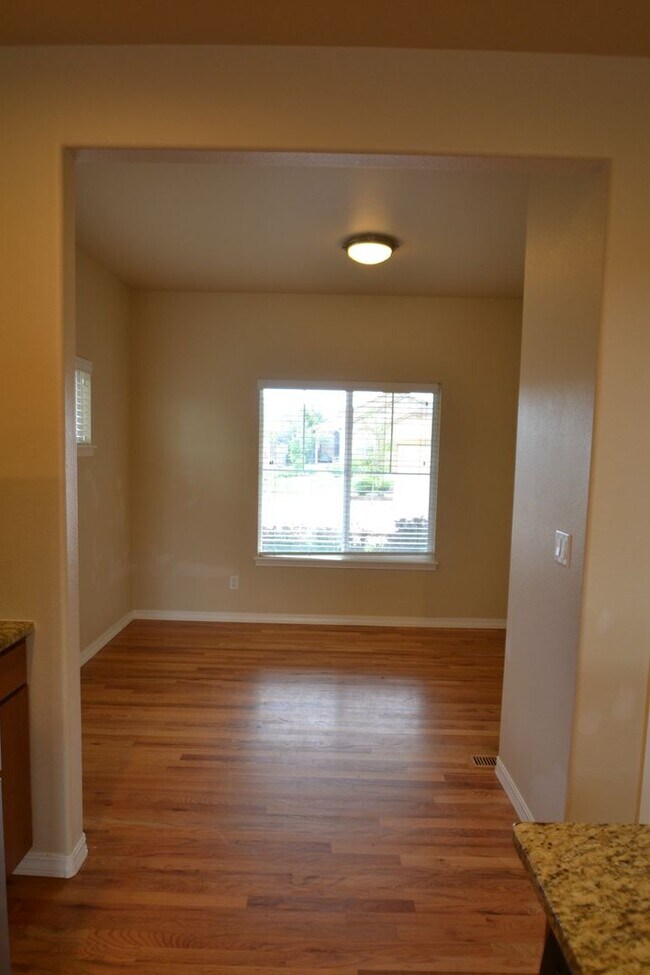 Building Photo - 5079 Farris Creek Ct