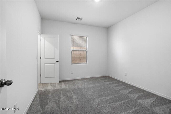 Building Photo - 8129 S 63rd Dr
