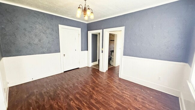 Building Photo - Duplex in the heart of historic NW OKC!