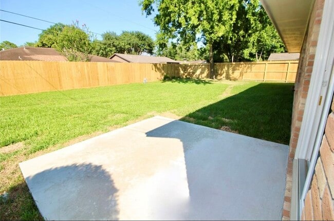 Building Photo - 407 Morningside Dr