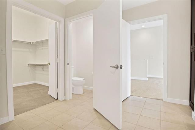 Building Photo - 2608 Museum Way