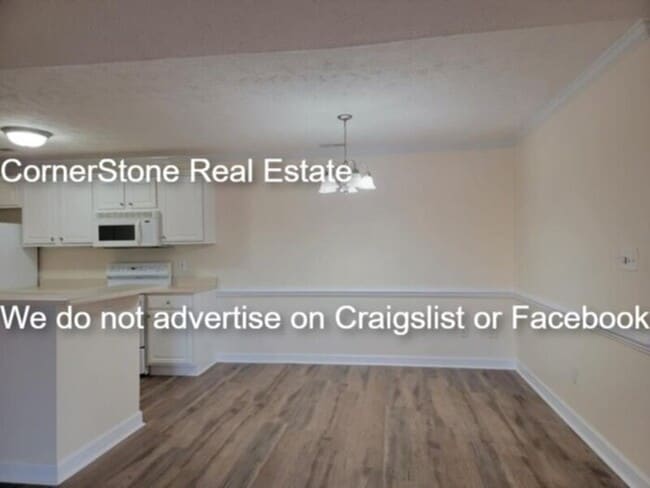 Building Photo - 1710 Renwick Dr