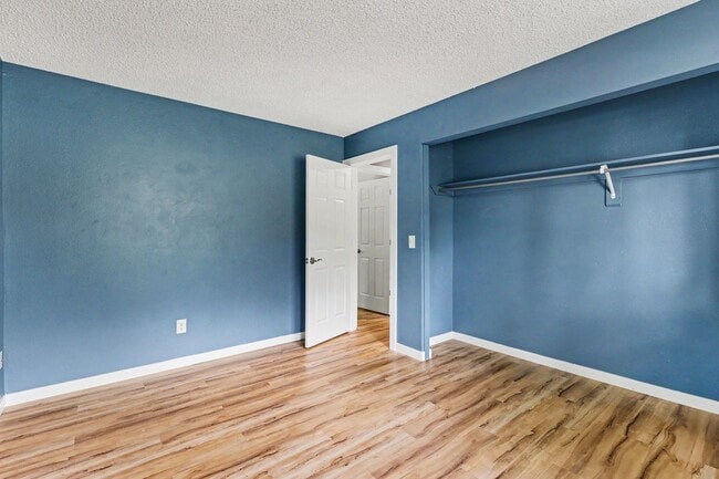 Building Photo - Spacious 4-Bedroom Home Near North Table Mountain