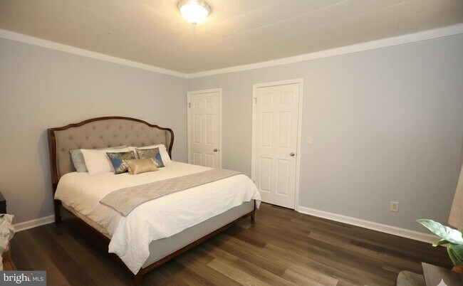 Building Photo - 116 Ellis St