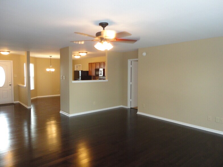Building Photo - 8457 S Firefly Dr