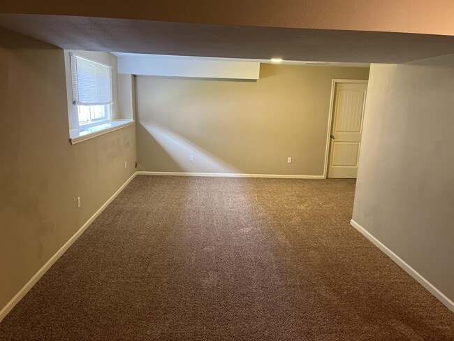 Building Photo - 1207 Aubreis Way