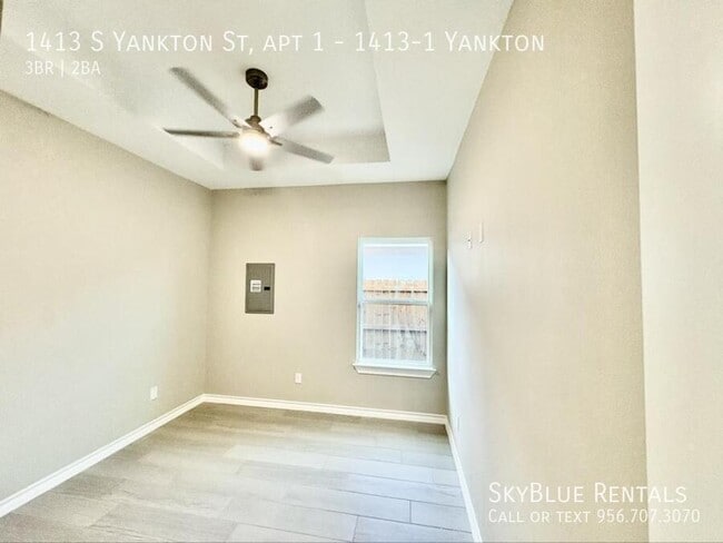 Building Photo - 1413 S Yankton St