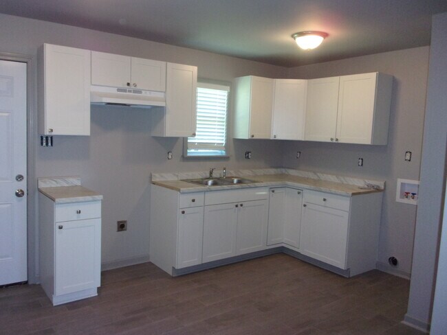 Building Photo - 3674 Masterson Cove