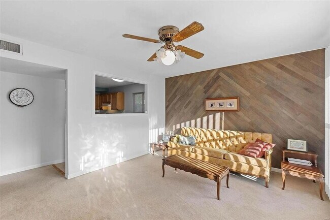Building Photo - Your Next Home Awaits on Grants Parkway