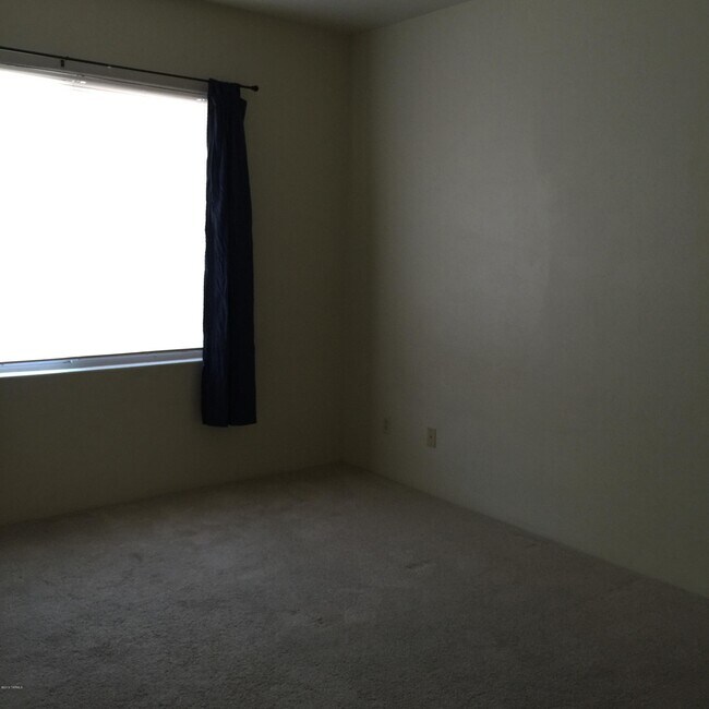 Building Photo - 3602 N Crest Ranch Dr