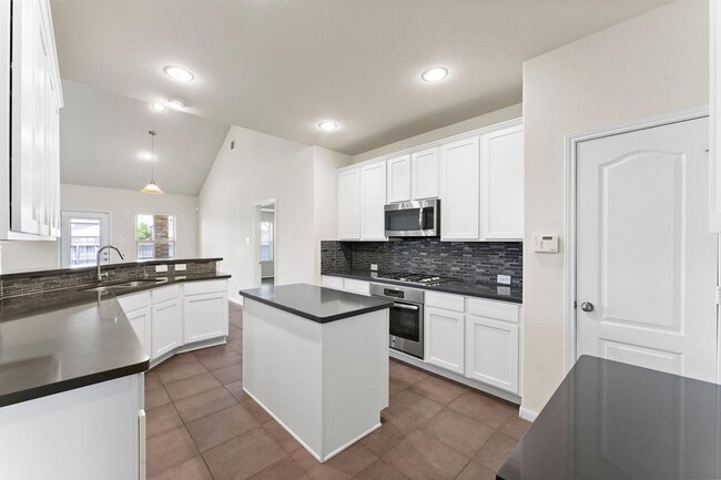 Building Photo - 9839 Deborah Colony Ln