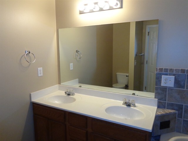 Building Photo - 2069 Prescott Way