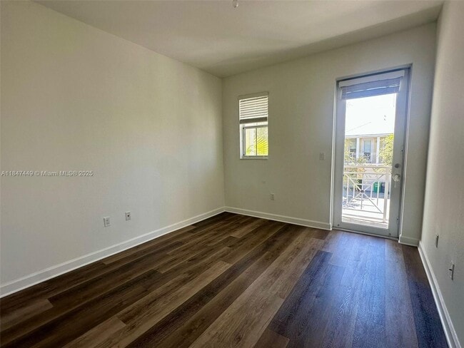 Building Photo - 10717 NW 75th Terrace
