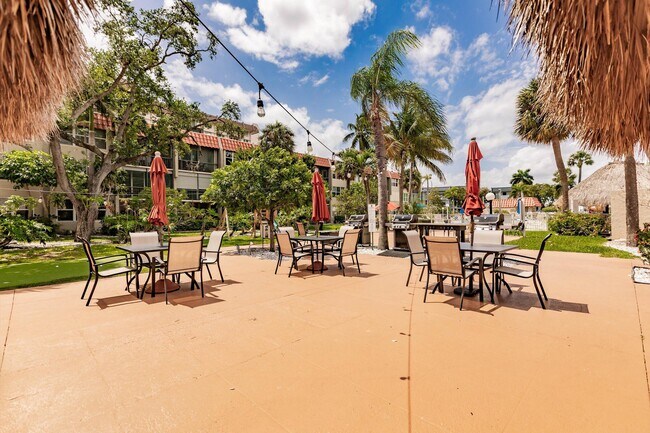 Building Photo - 777 S Federal Hwy