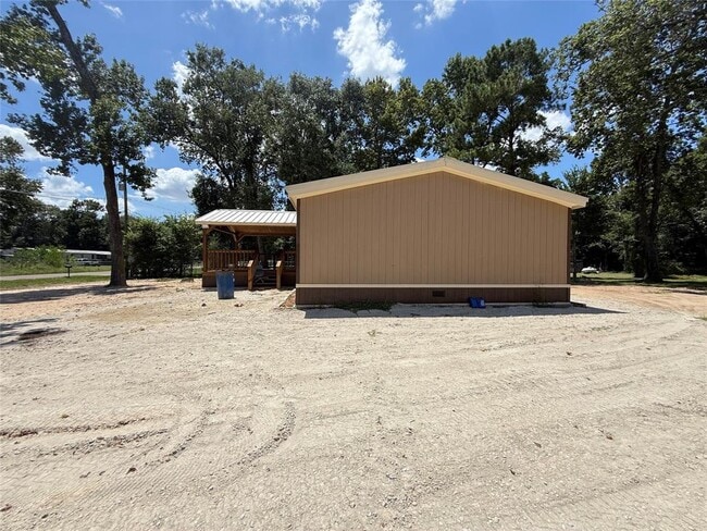 Building Photo - 16767 Oak Knoll Dr