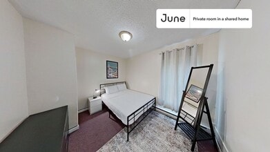 Building Photo - Room in Shared 3 bed/1 bath home