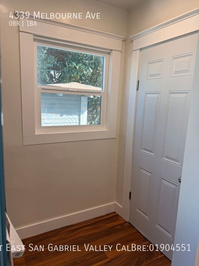 Building Photo - 4339 Melbourne Ave