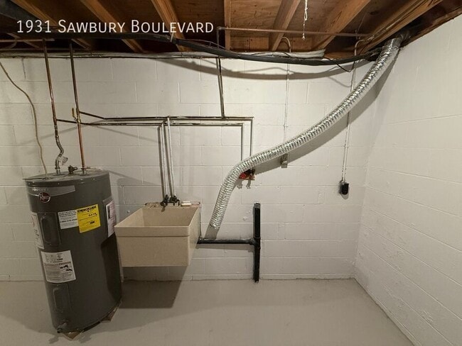 Building Photo - 1931 Sawbury Blvd