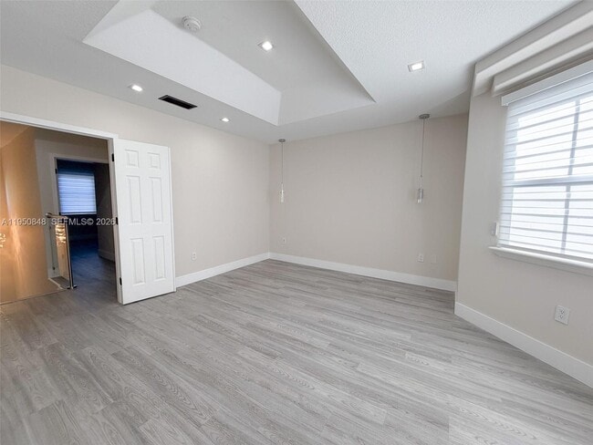 Building Photo - 4832 NW 107th Pl