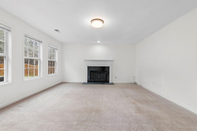 Building Photo - 45 Wyndmont Way