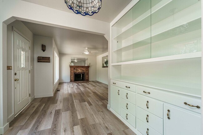 Building Photo - MOVE IN SPECIAL - Charming 1950’s Two-Bedroom with Character & Shared Outdoor Space