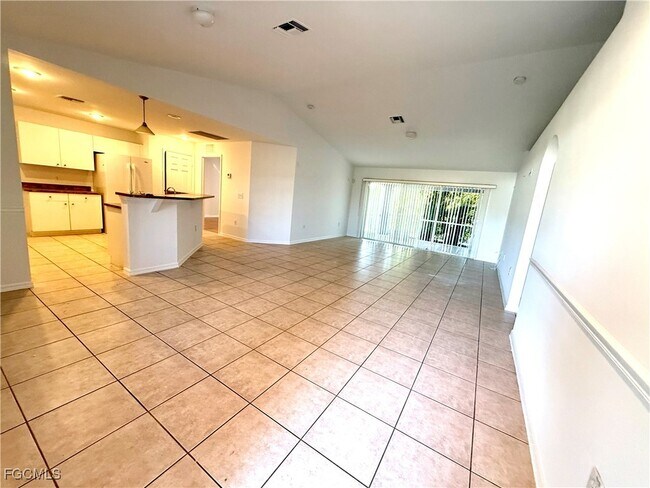 Building Photo - 1116 Calvert Ave