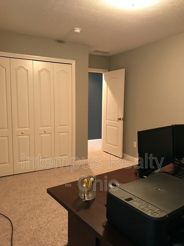 Building Photo - 5081 Dinard Way