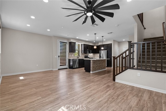 Building Photo - 105 Red Brick Dr