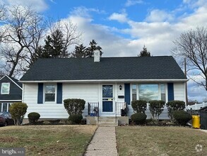 Building Photo - 128 Central Ave