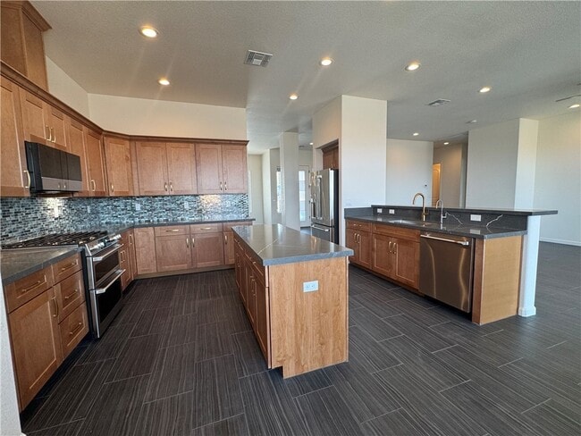 Building Photo - 3040 Fort Mojave Dr