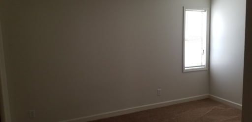 Building Photo - Large 2 bedroom 1 bath unit - upstairs