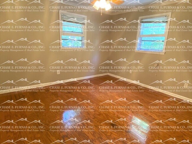 Building Photo - 339 Oak Grove Rd